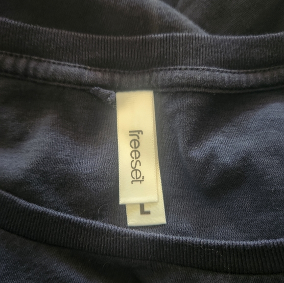 Freeset women's graphic elephant long sleeve shirt Large - Picture 5 of 7